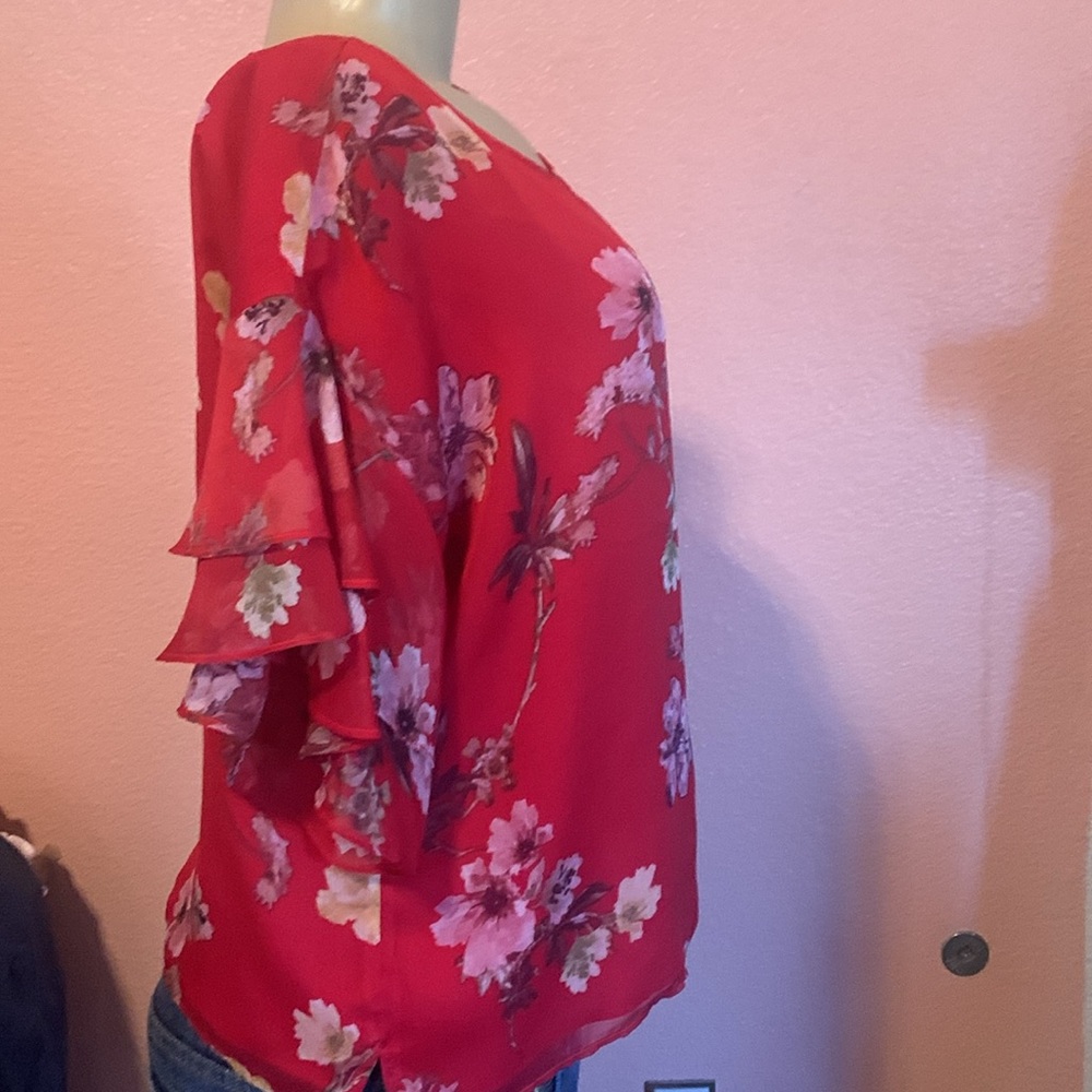 In Excellent Condition Ruffle Sleeves Top - Picture 4 of 13